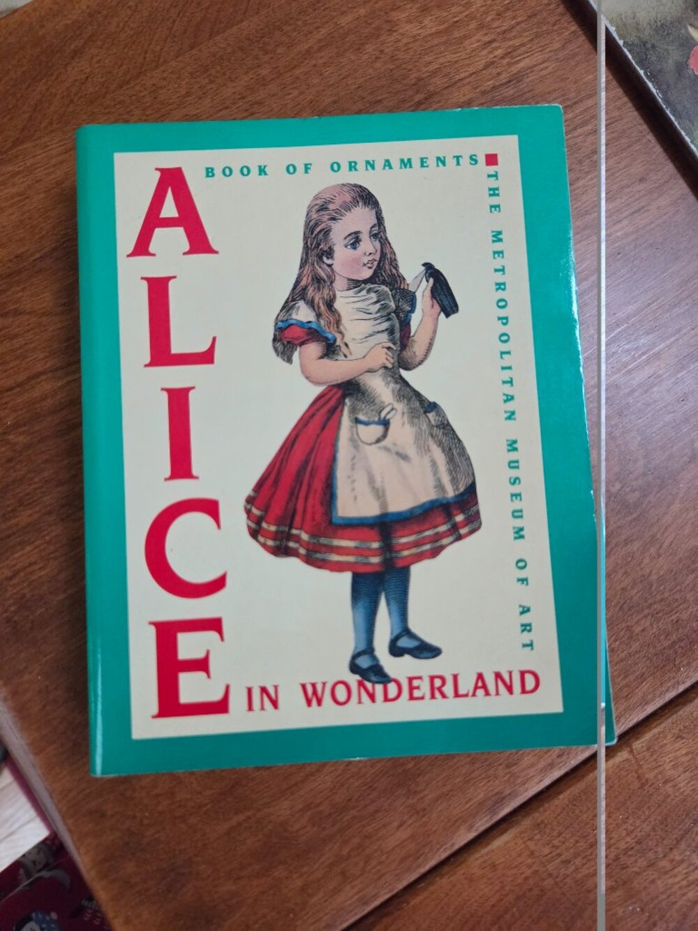 Alice in Wonderland a book of ornaments 1997